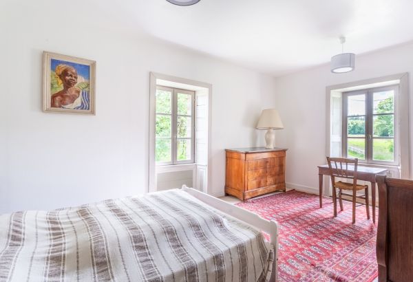 Intérieur du gîte de la Petite Île de la Poupardière, au Domaine des Vaulx en Mayenne