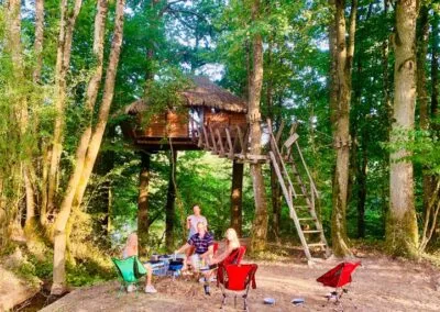 Cabane Lisbonne - en famille